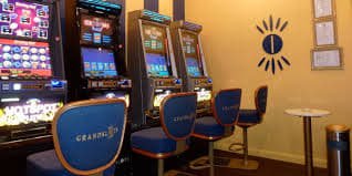 Pusat olahraga dan kasino virtual dewasa